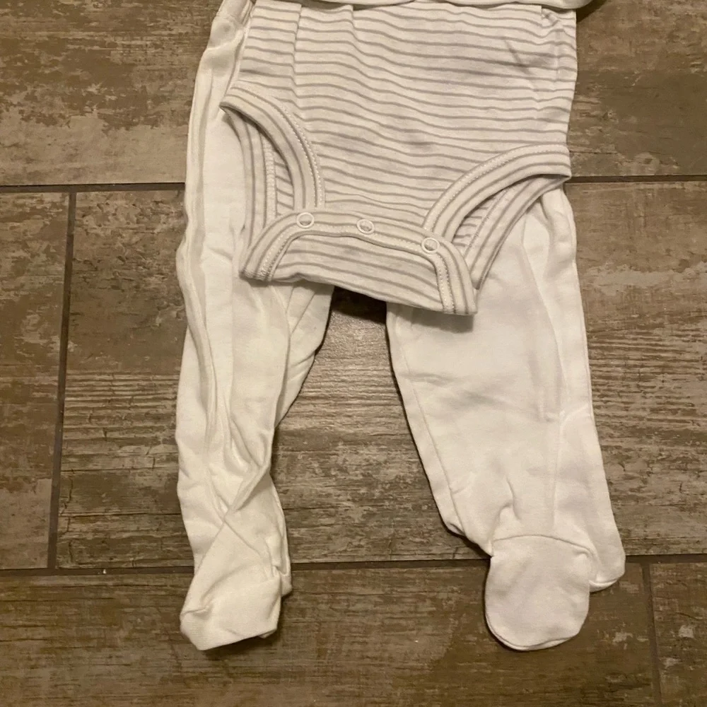 Carters comes pants